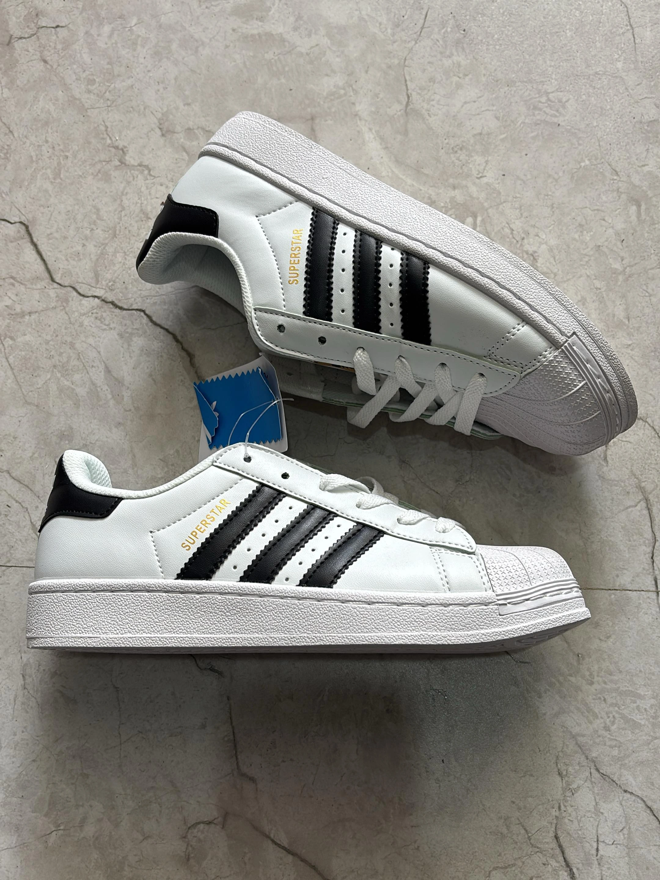 Adidas superstar 